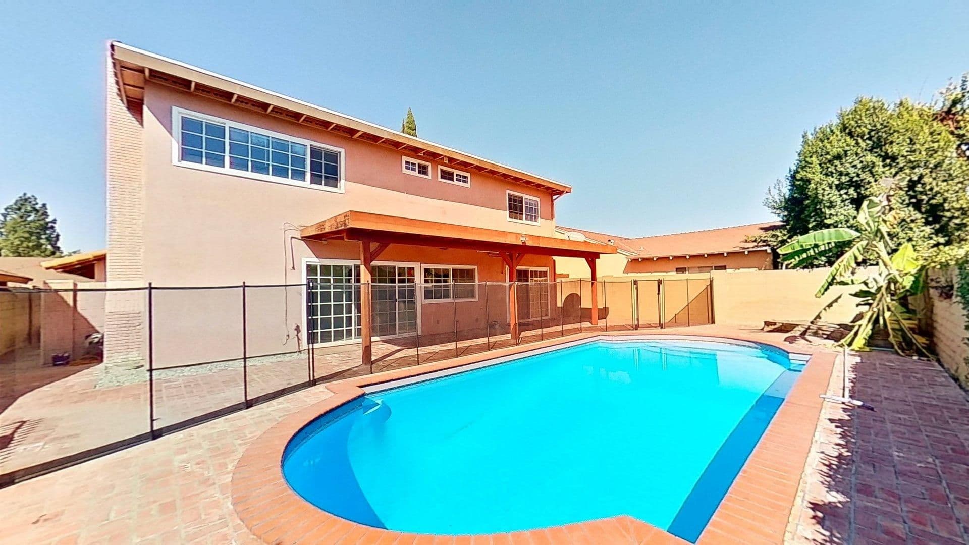 Cerritos House: 17218 Maurice Ave.