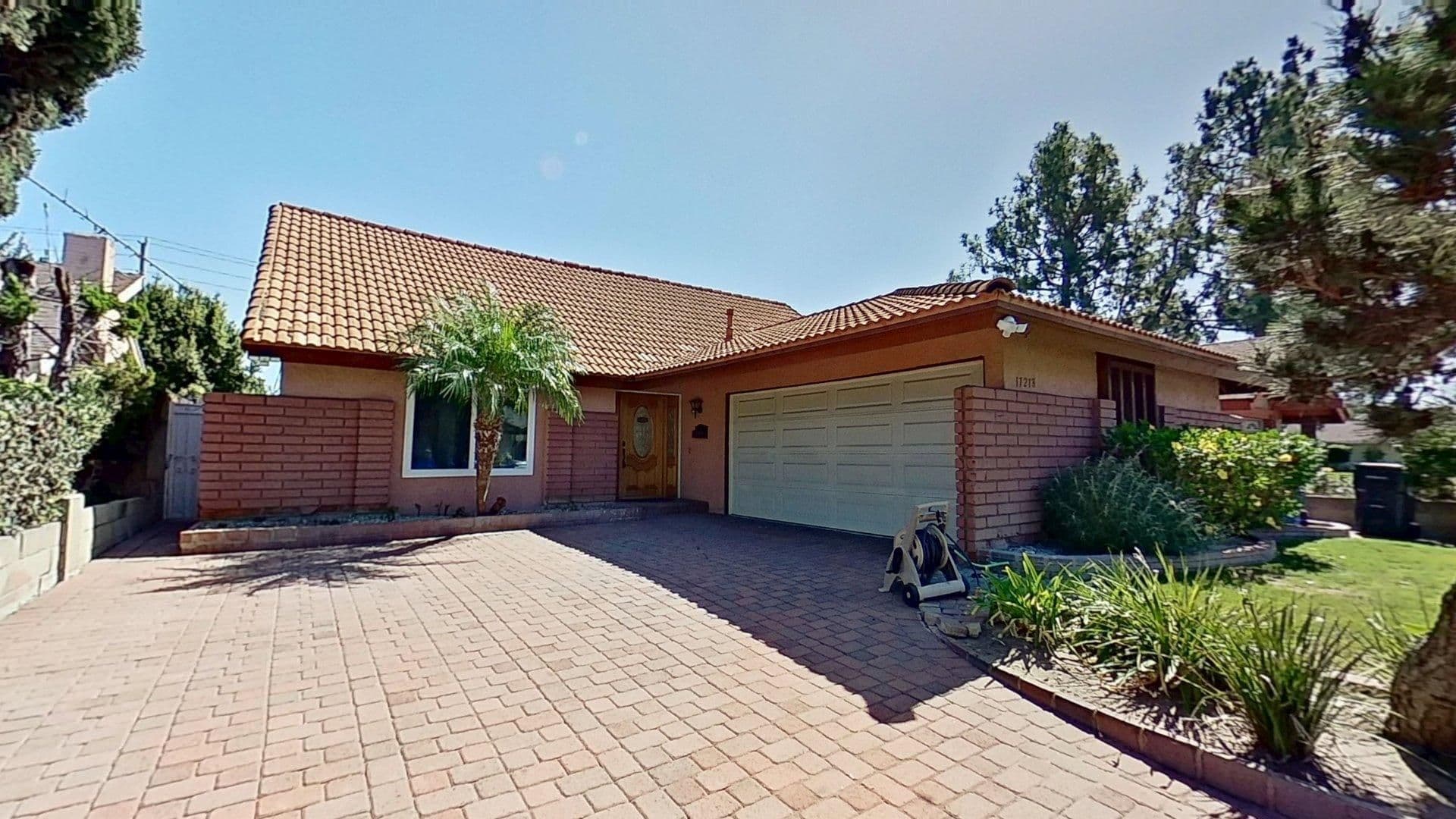 Cerritos House: 17218 Maurice Ave.