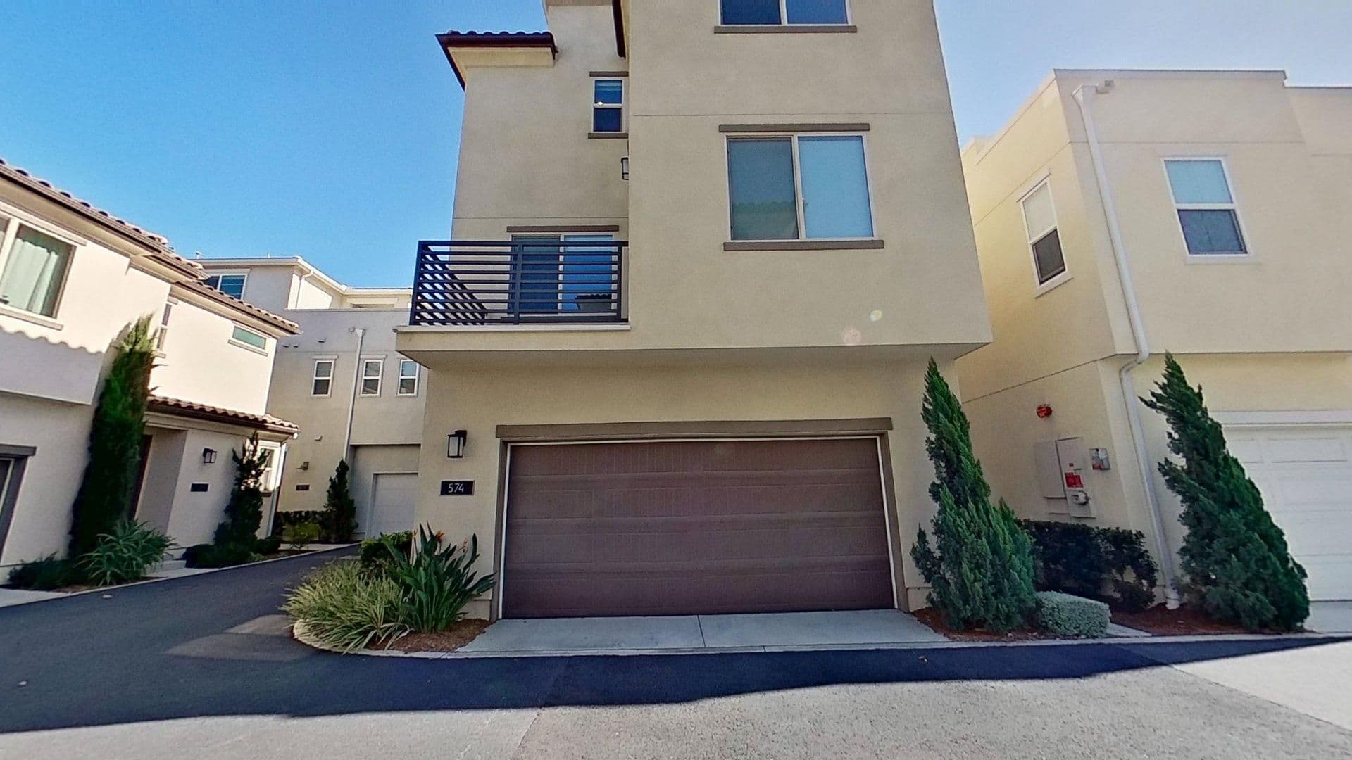 Anaheim House: 574 S Motif St.