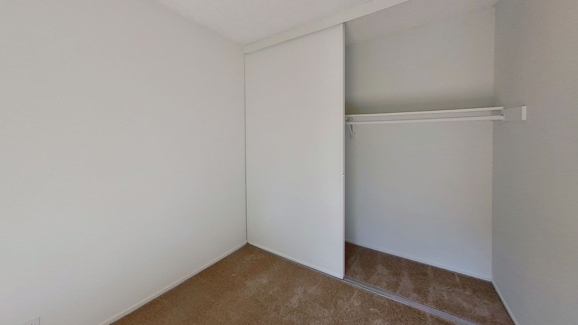 Santa Ana Apartment: 581 N. Tustin Ave