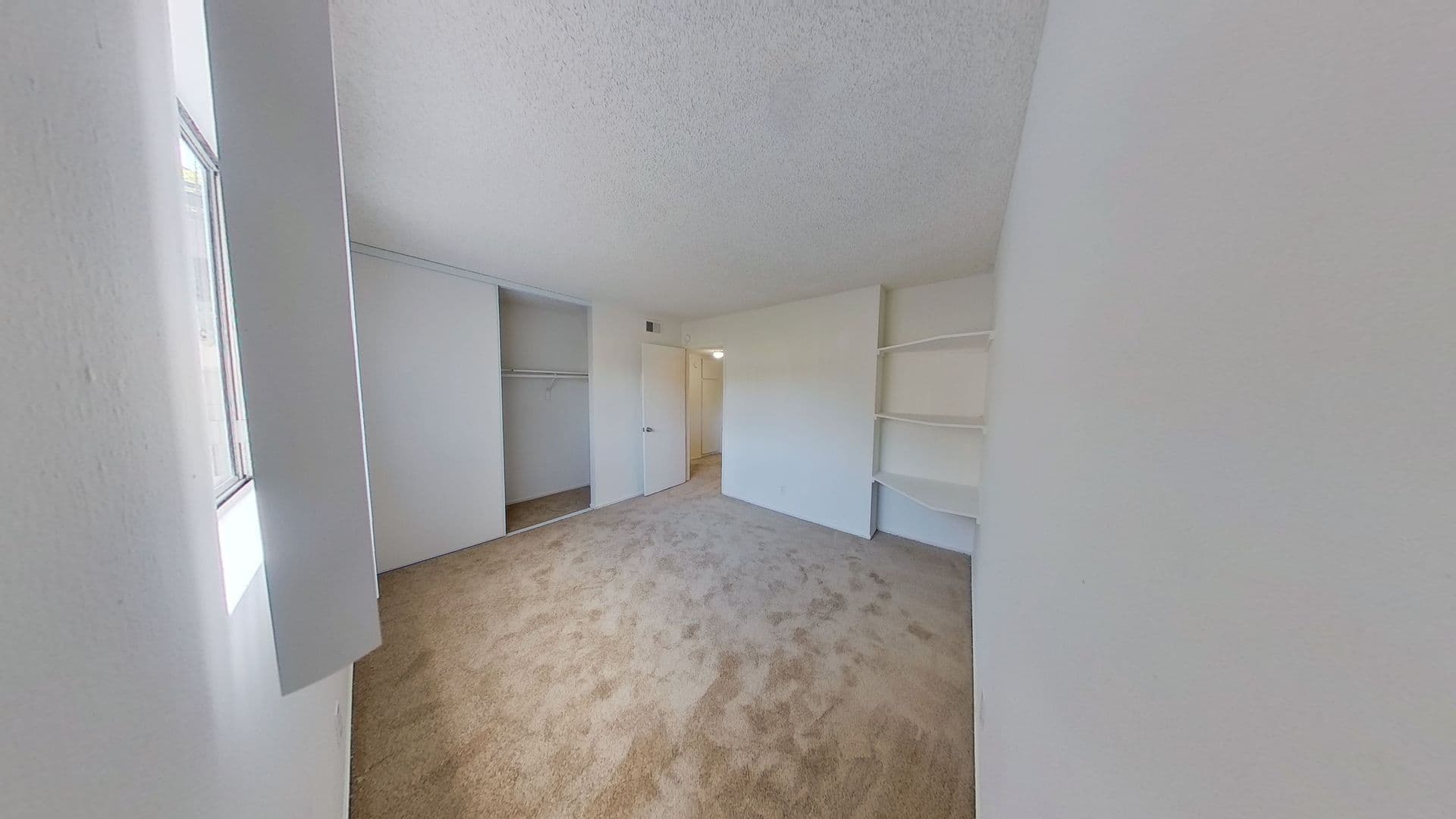 Santa Ana Apartment: 559 N. Tustin Ave