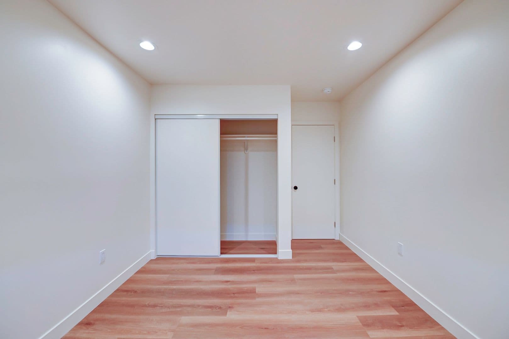 Santa Ana Condo: 829 N Garfield St
