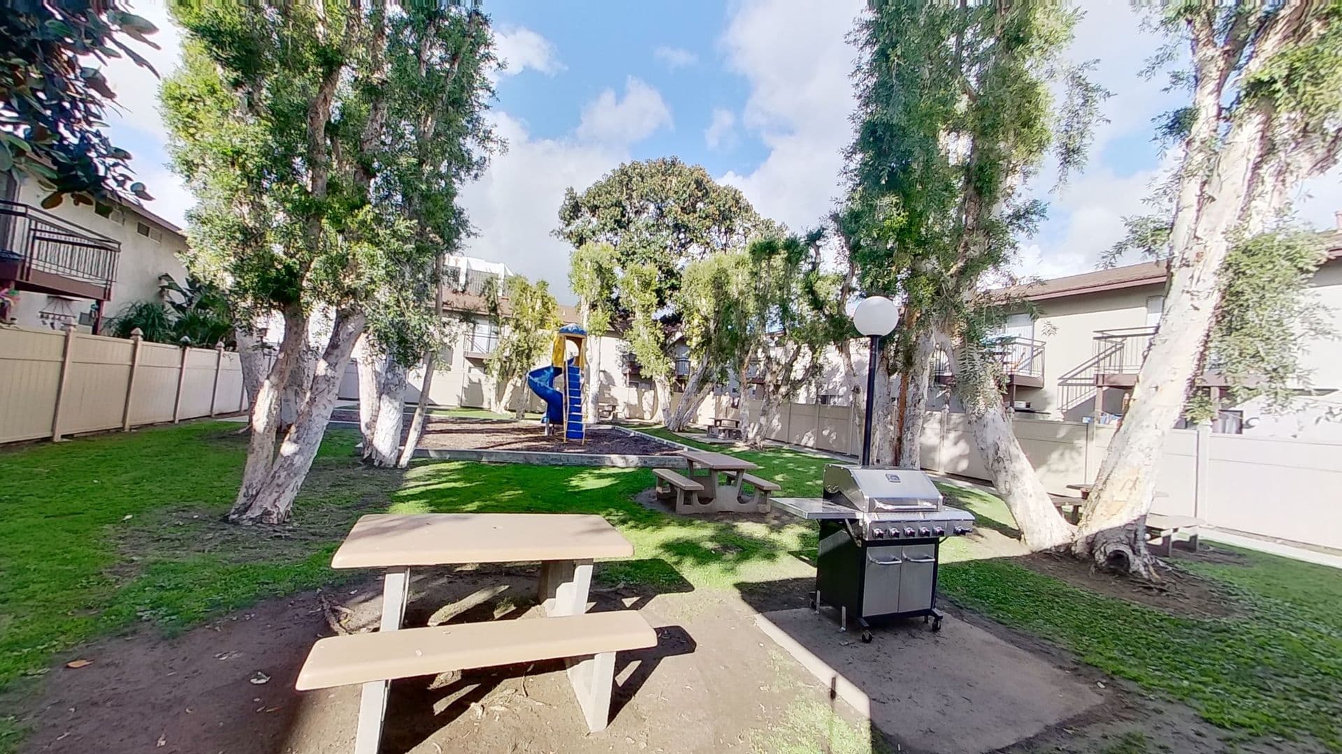 Santa Ana Apartment: 569 N. Tustin Ave