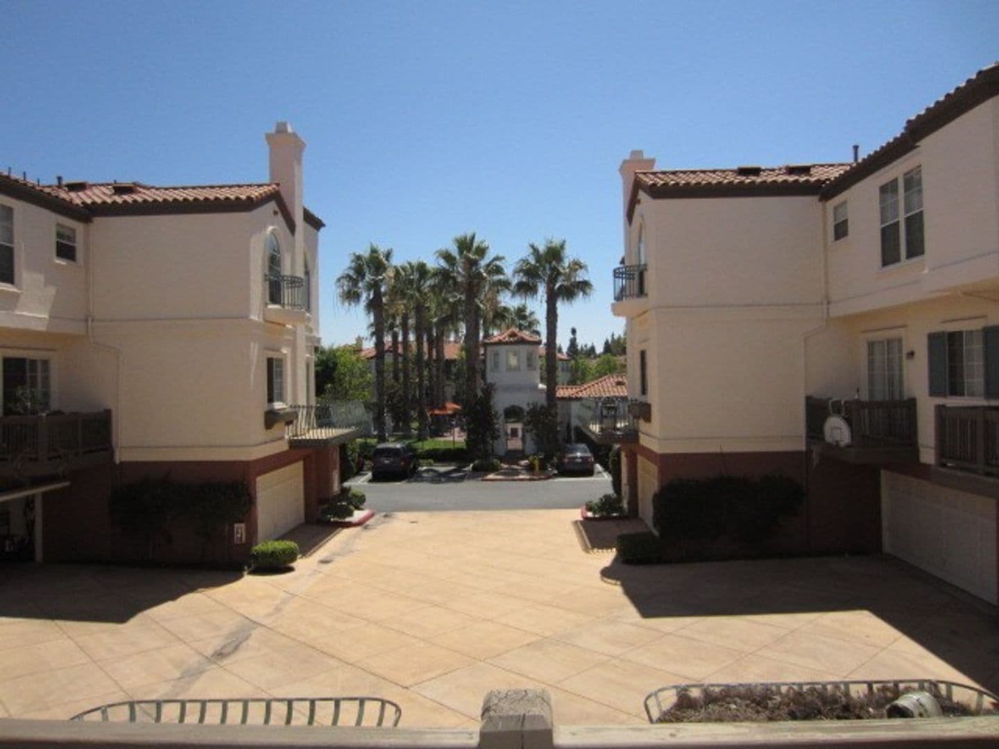 Tustin House: 2823 Player Lane
