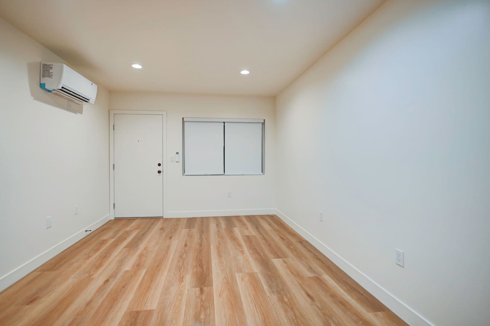 Santa Ana Condo: 829 N Garfield St