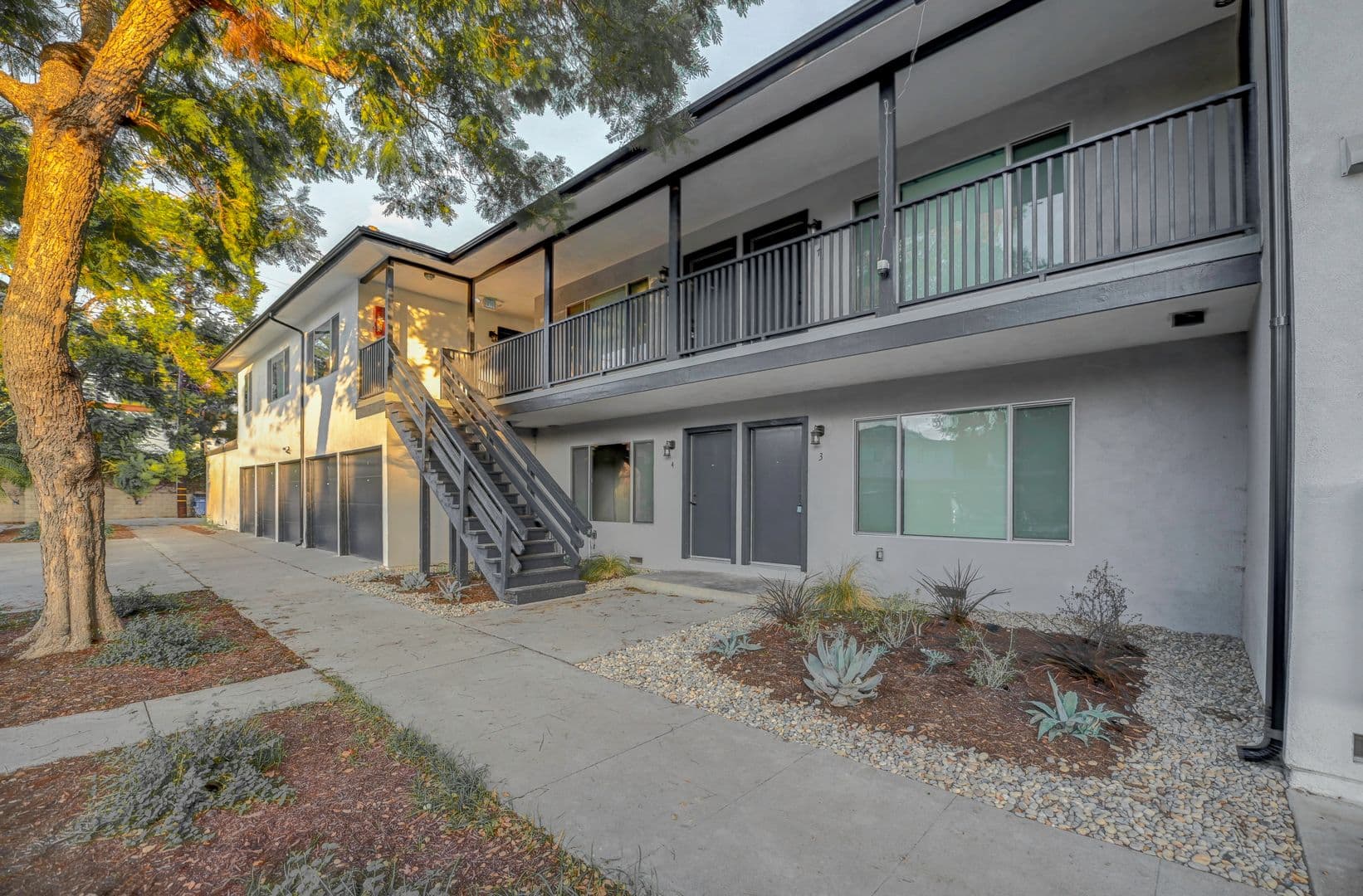 Santa Ana Condo: 829 N Garfield St