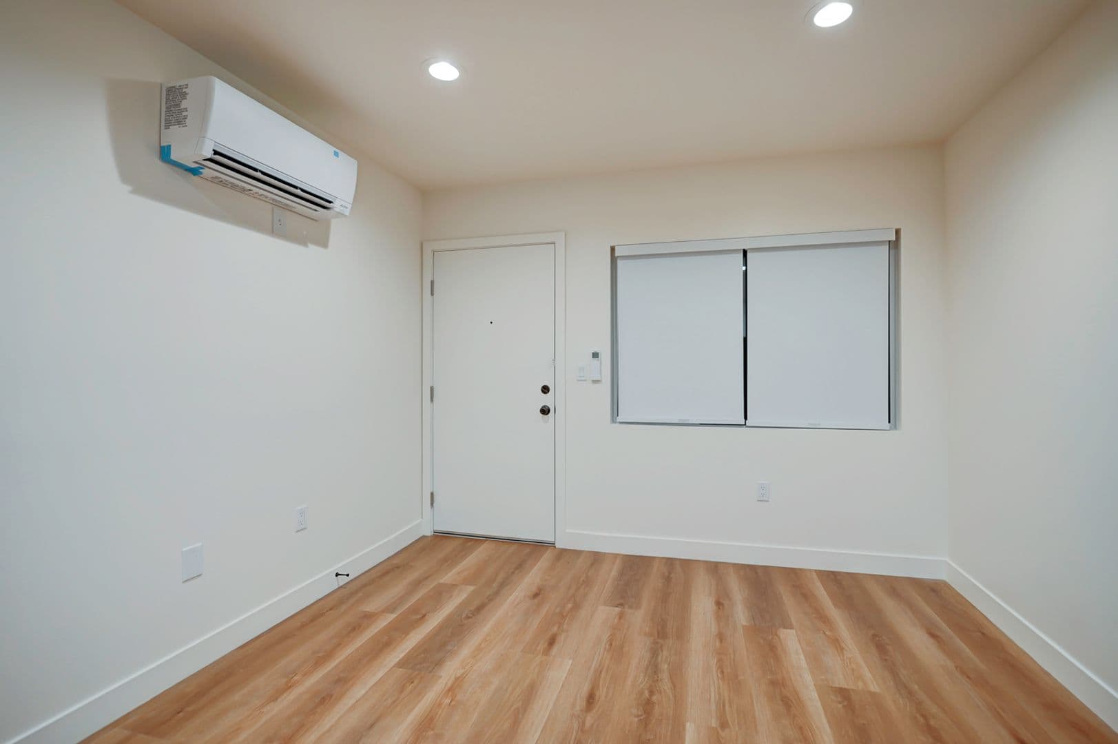 Santa Ana Condo: 829 N Garfield St