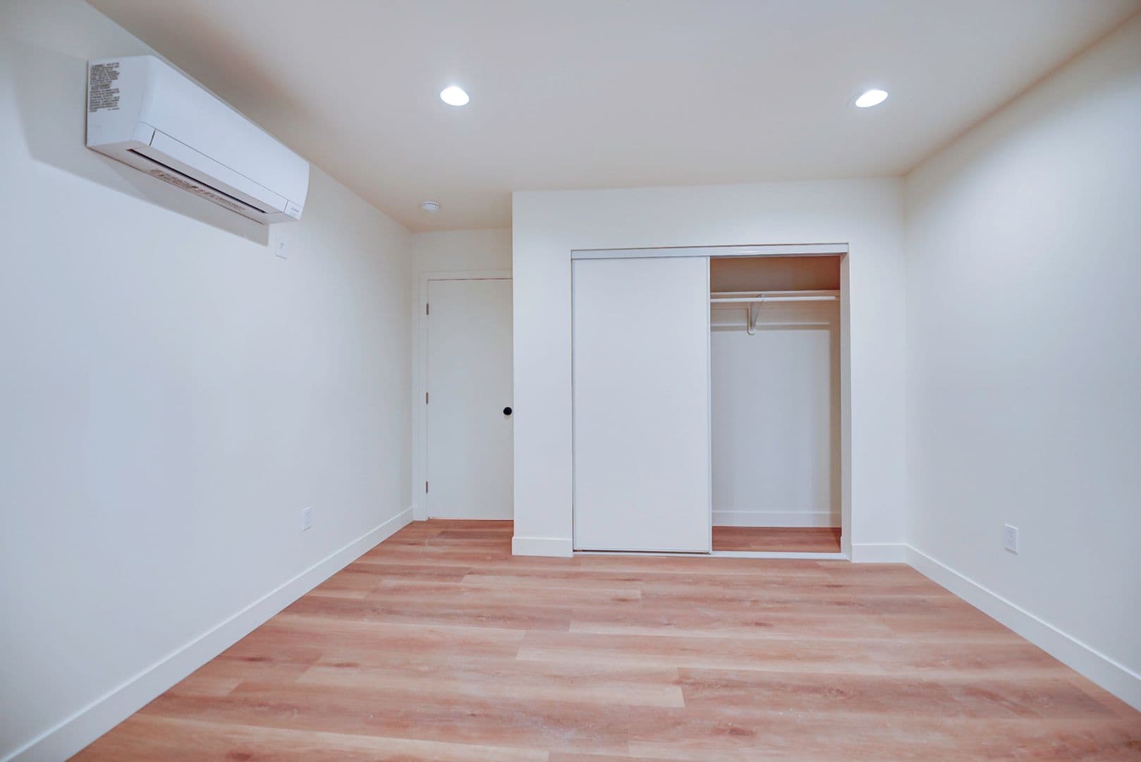 Santa Ana Condo: 829 N Garfield St