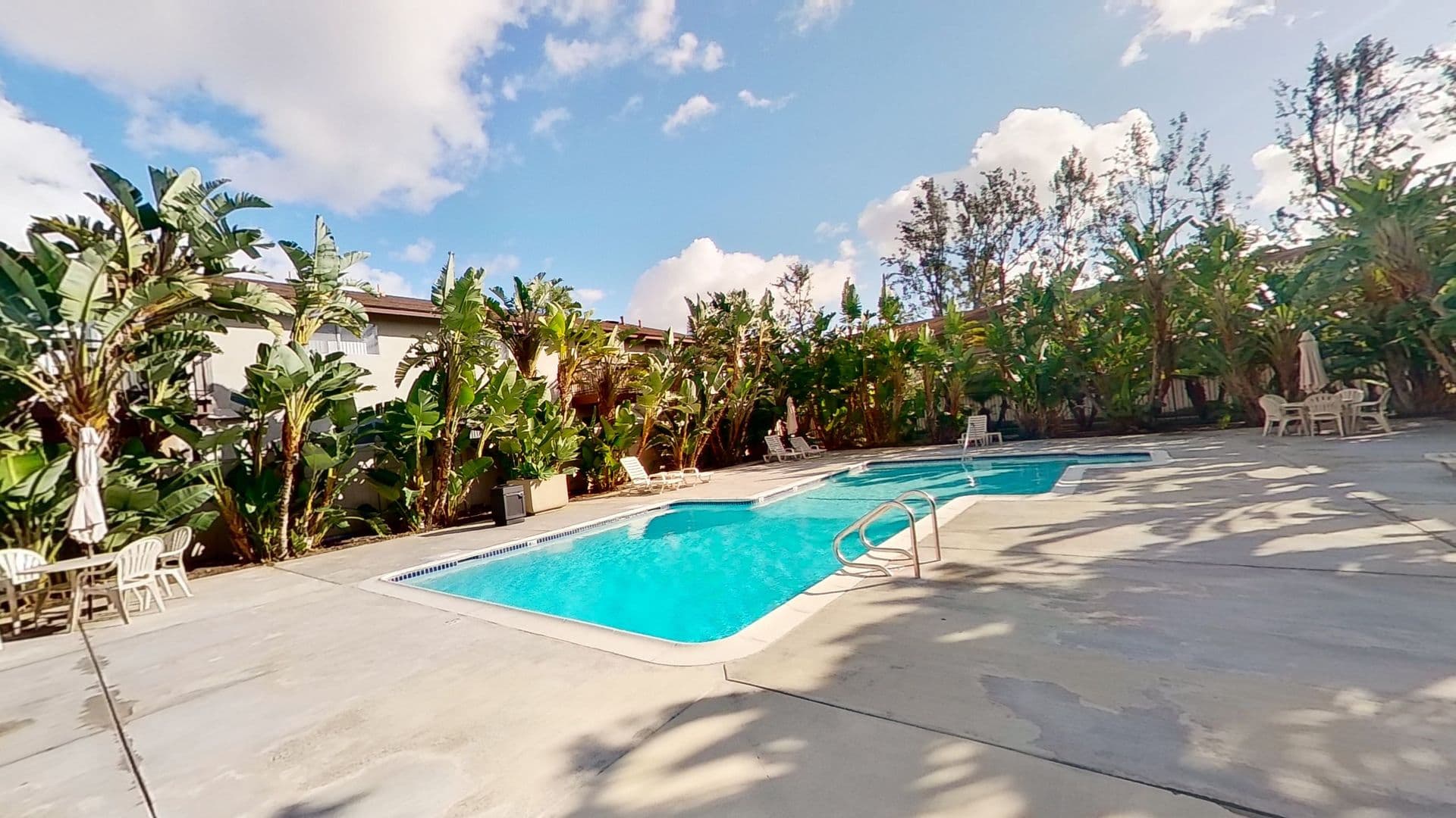 Santa Ana Apartment: 525 N. Tustin Ave