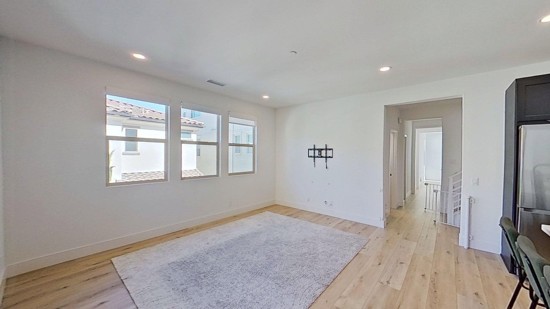 Anaheim House: 574 S Motif St.