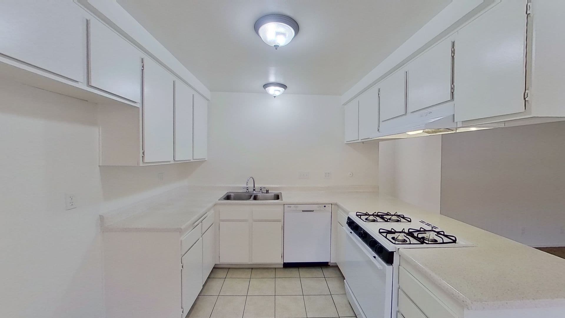 Santa Ana Apartment: 525 N. Tustin Ave