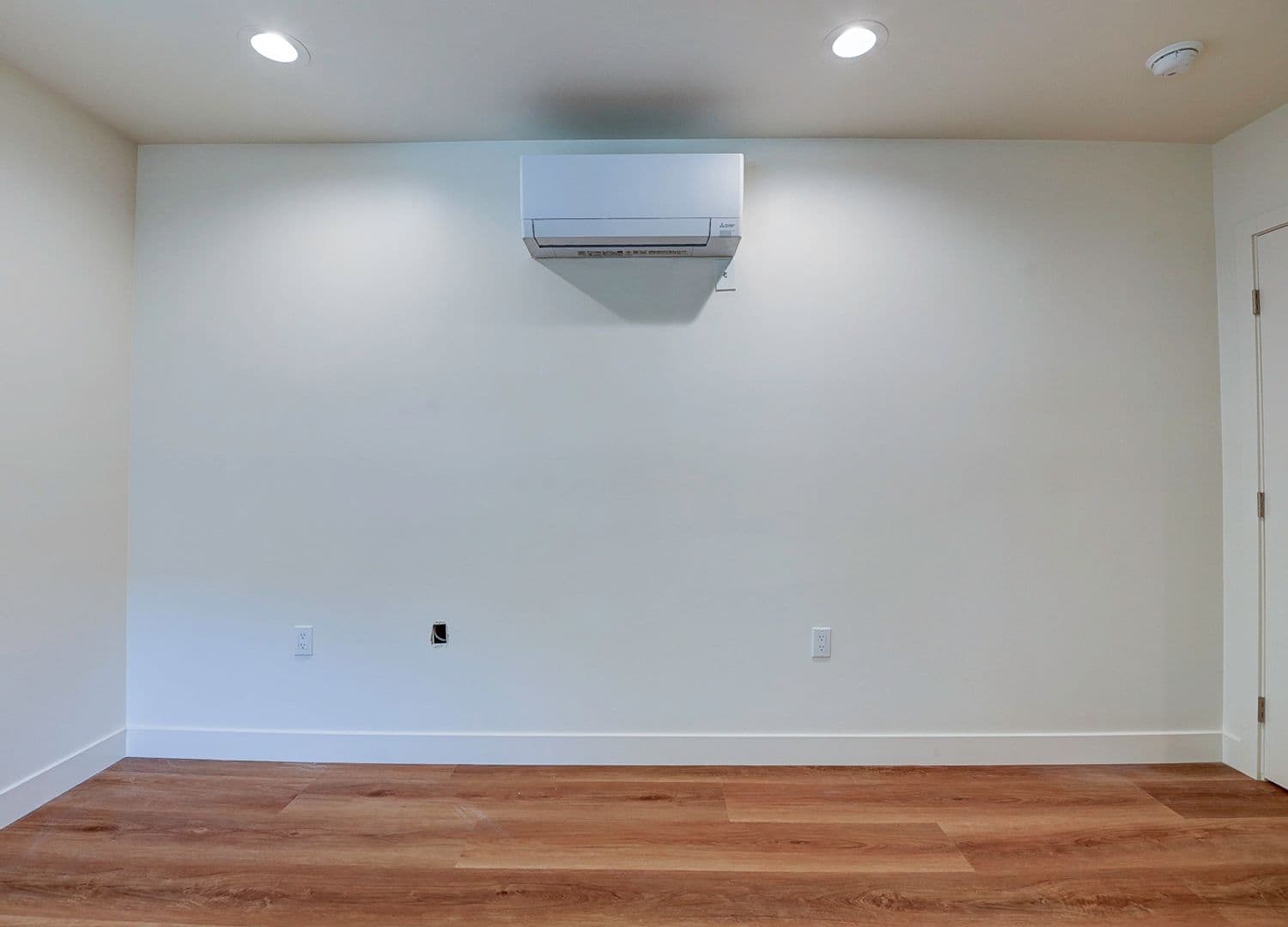 Santa Ana Apartment: 829 N Garfield St