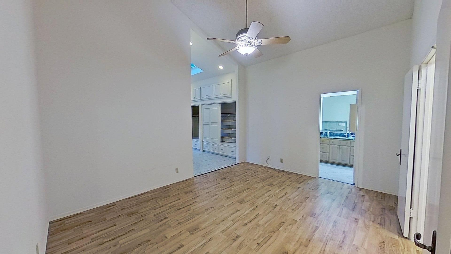 Irvine House: 5022 Hemlock