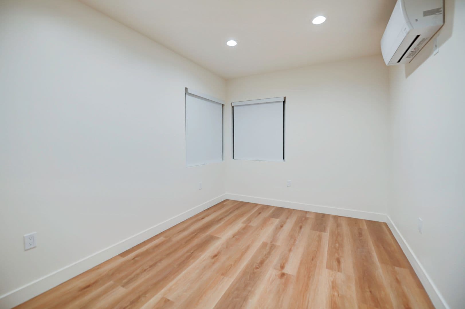 Santa Ana Condo: 829 N Garfield St