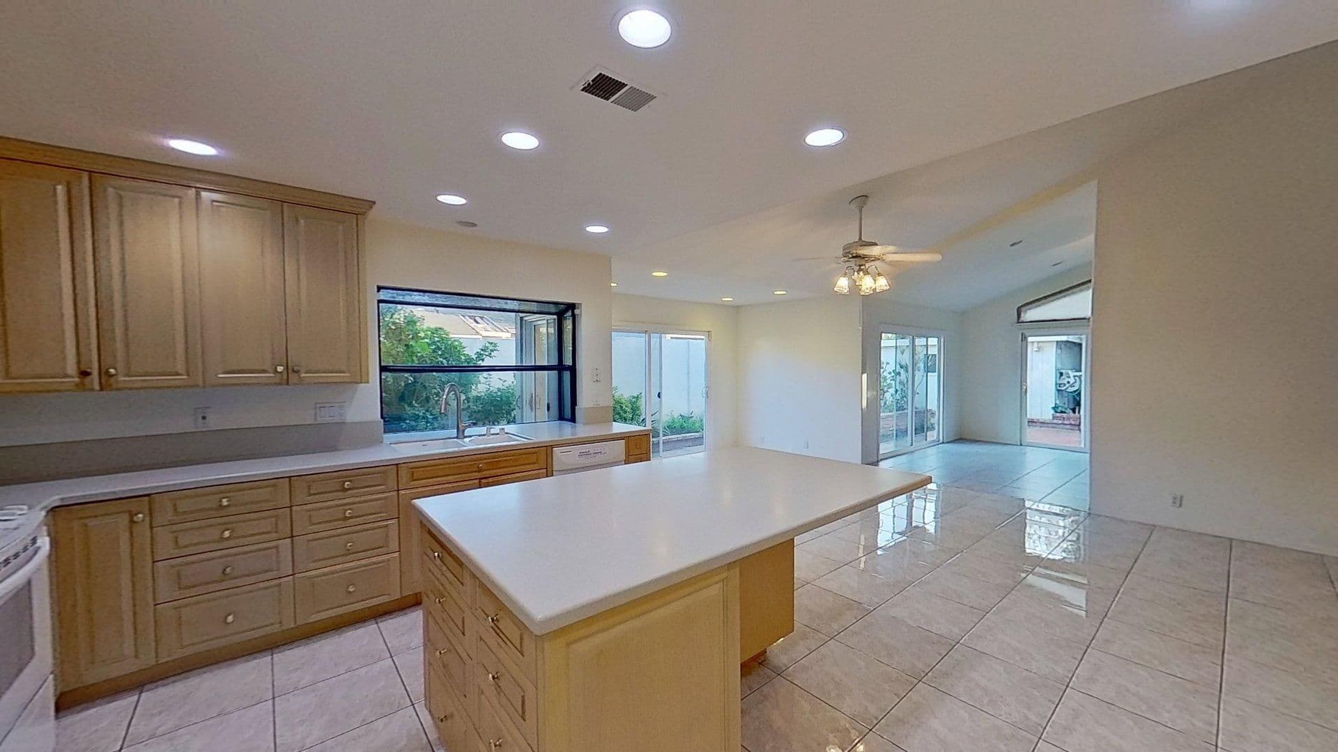 Irvine House: 5022 Hemlock