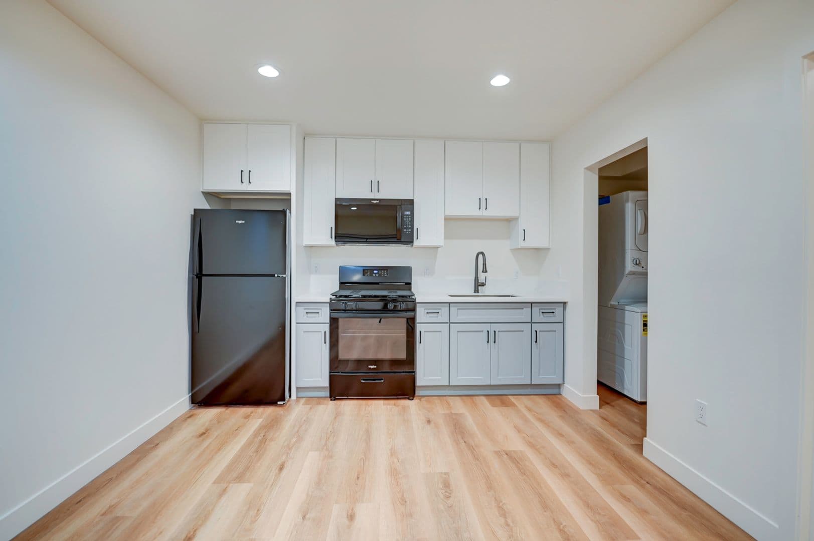 Santa Ana Condo: 829 N Garfield St
