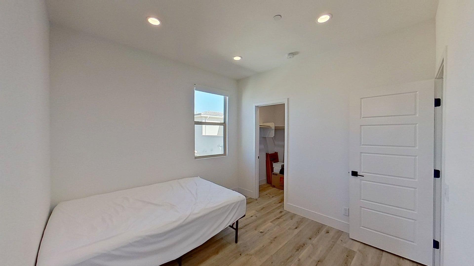 Anaheim House: 574 S Motif St.