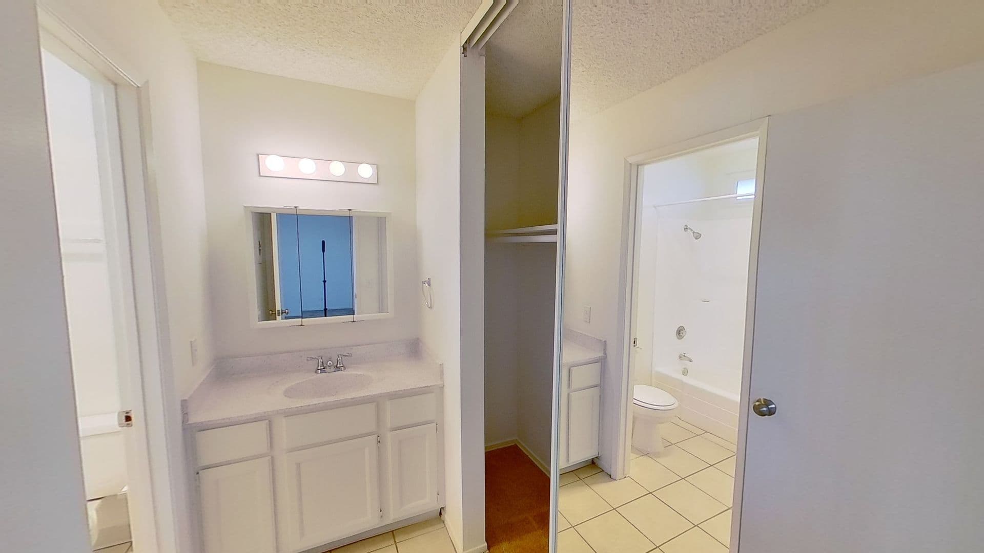 Santa Ana Apartment: 553 N. Tustin Ave