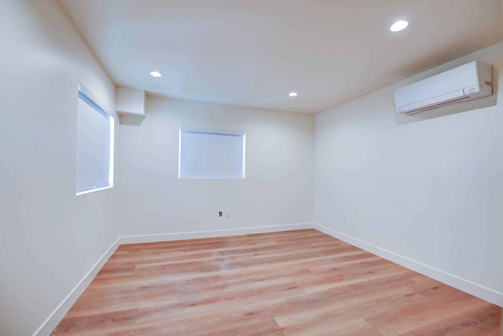 Santa Ana Condo: 829 N Garfield St