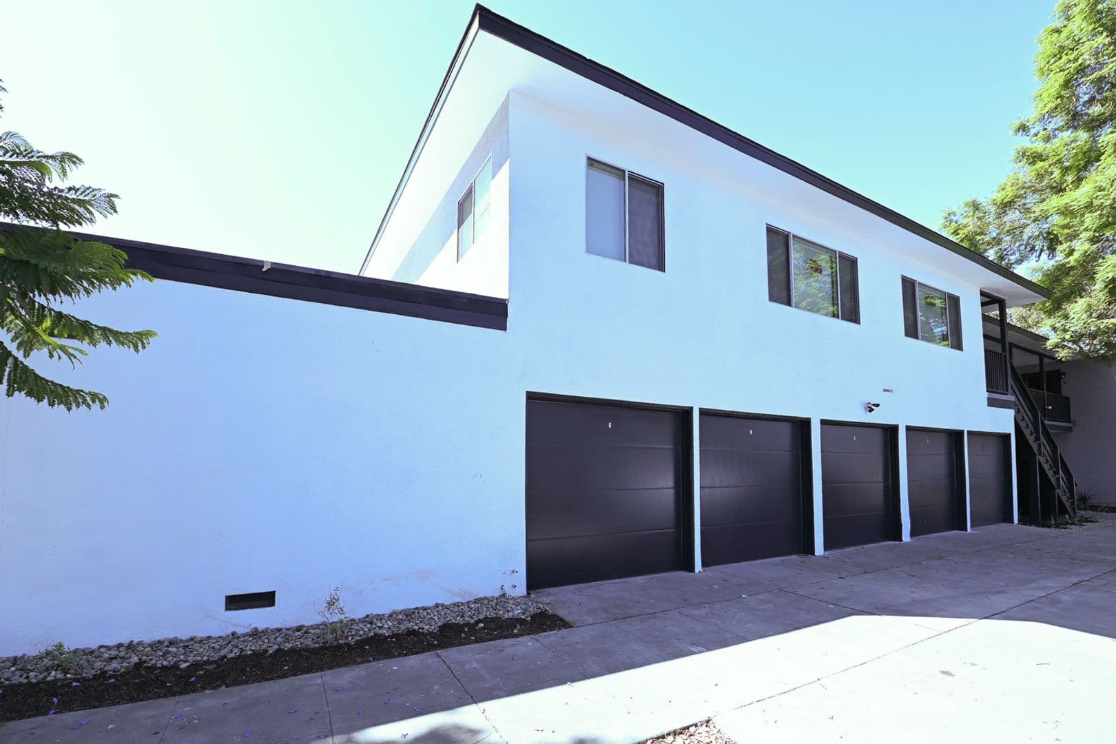 Santa Ana Condo: 829 N Garfield St