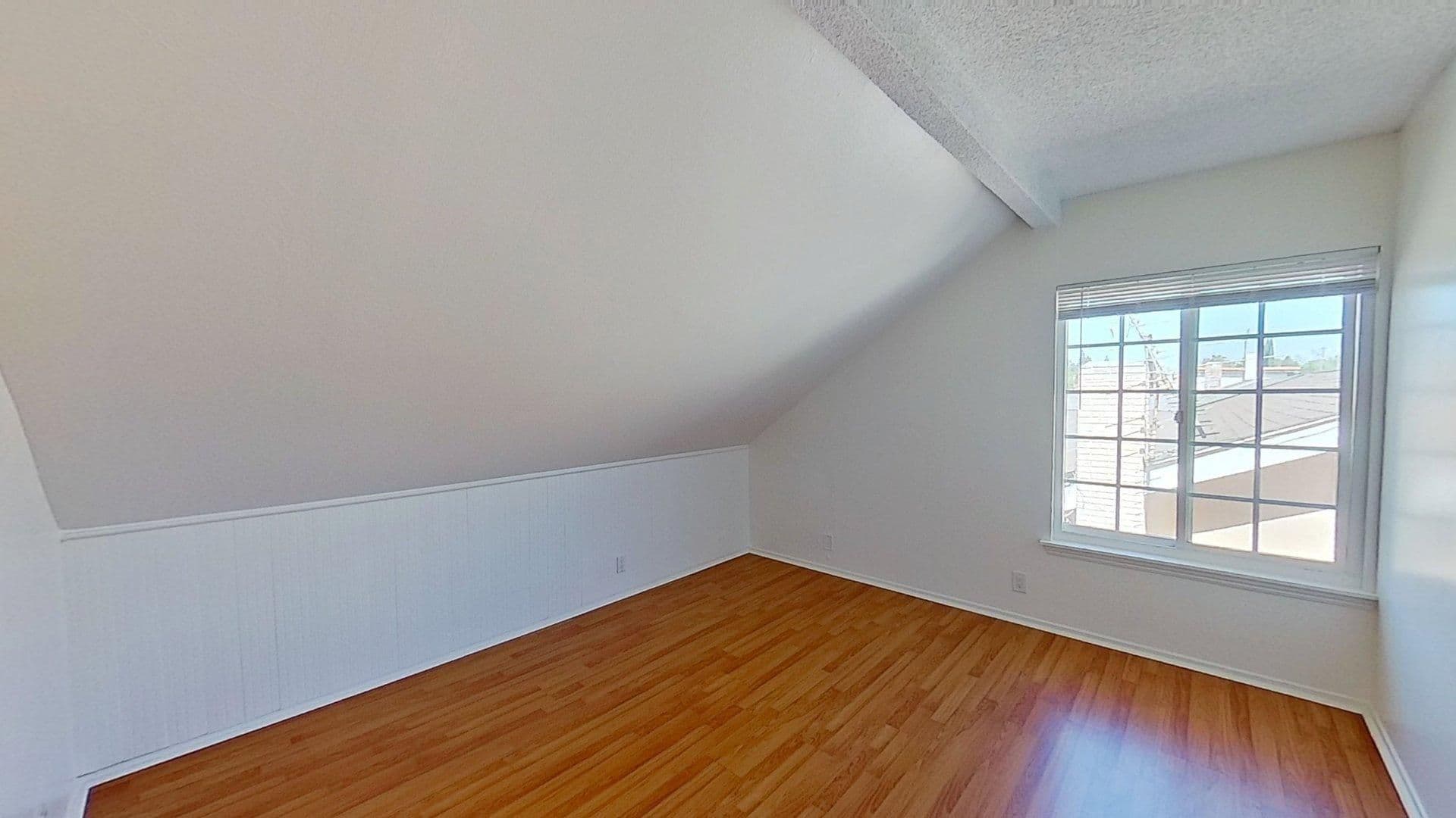 Cerritos House: 17218 Maurice Ave.