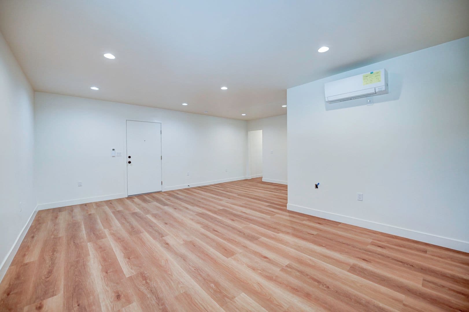 Santa Ana Condo: 829 N Garfield St