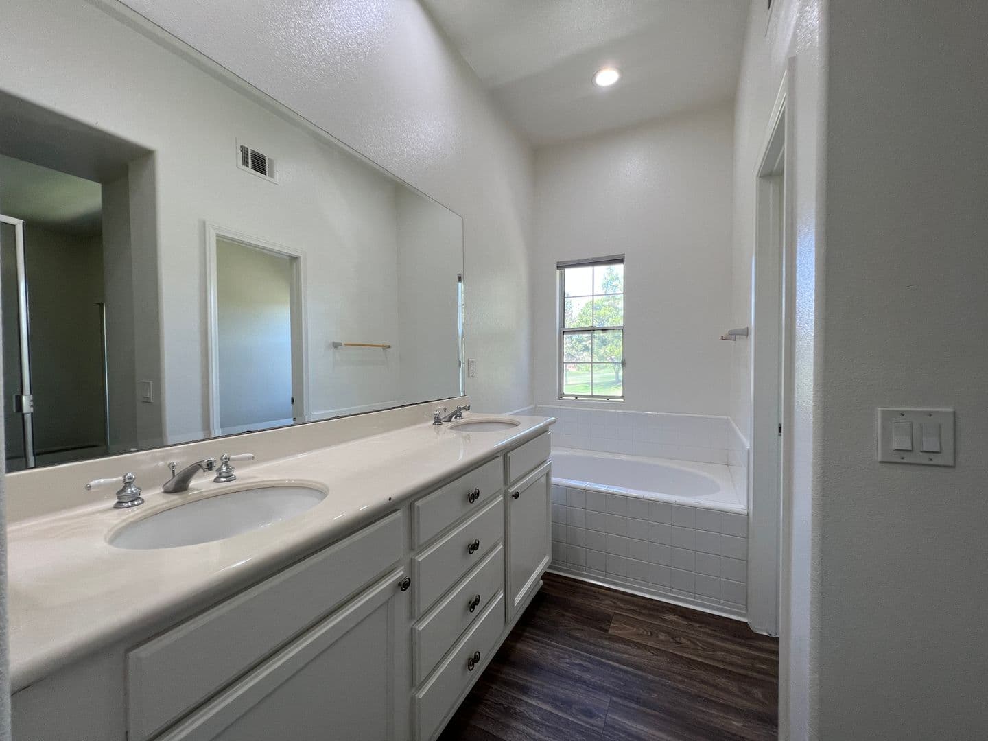 Tustin House: 2823 Player Lane
