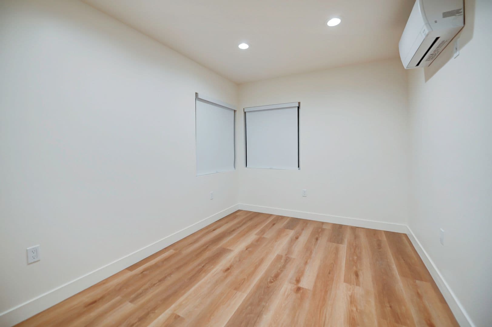 Santa Ana Condo: 829 N Garfield St