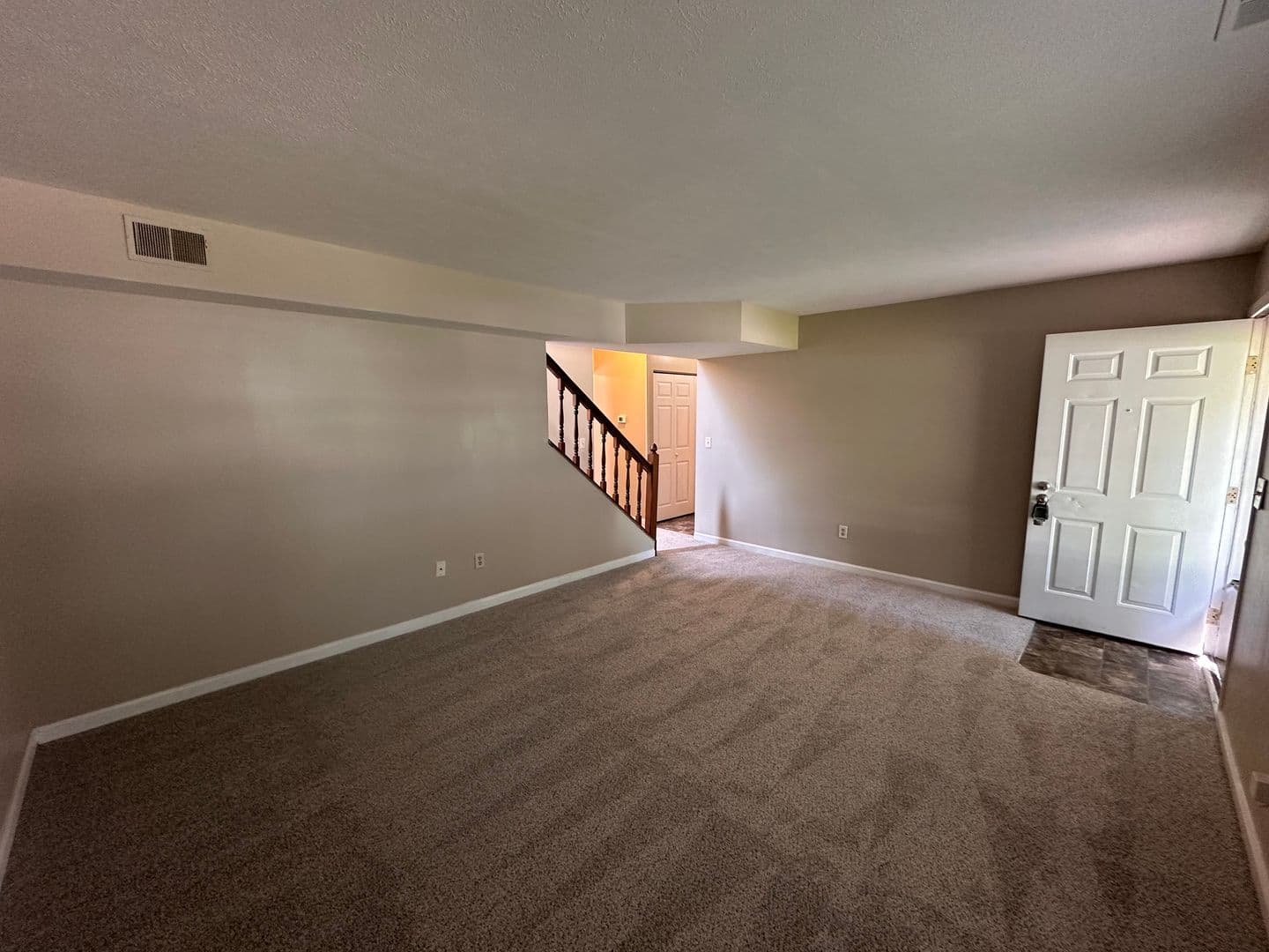 Indianapolis House: 8570 Fairway Trail