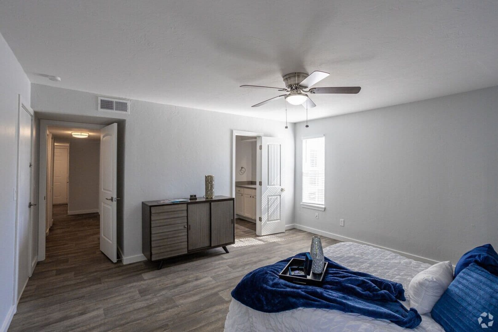 Oklahoma City Apartment: 11141 Springhollow Rd.