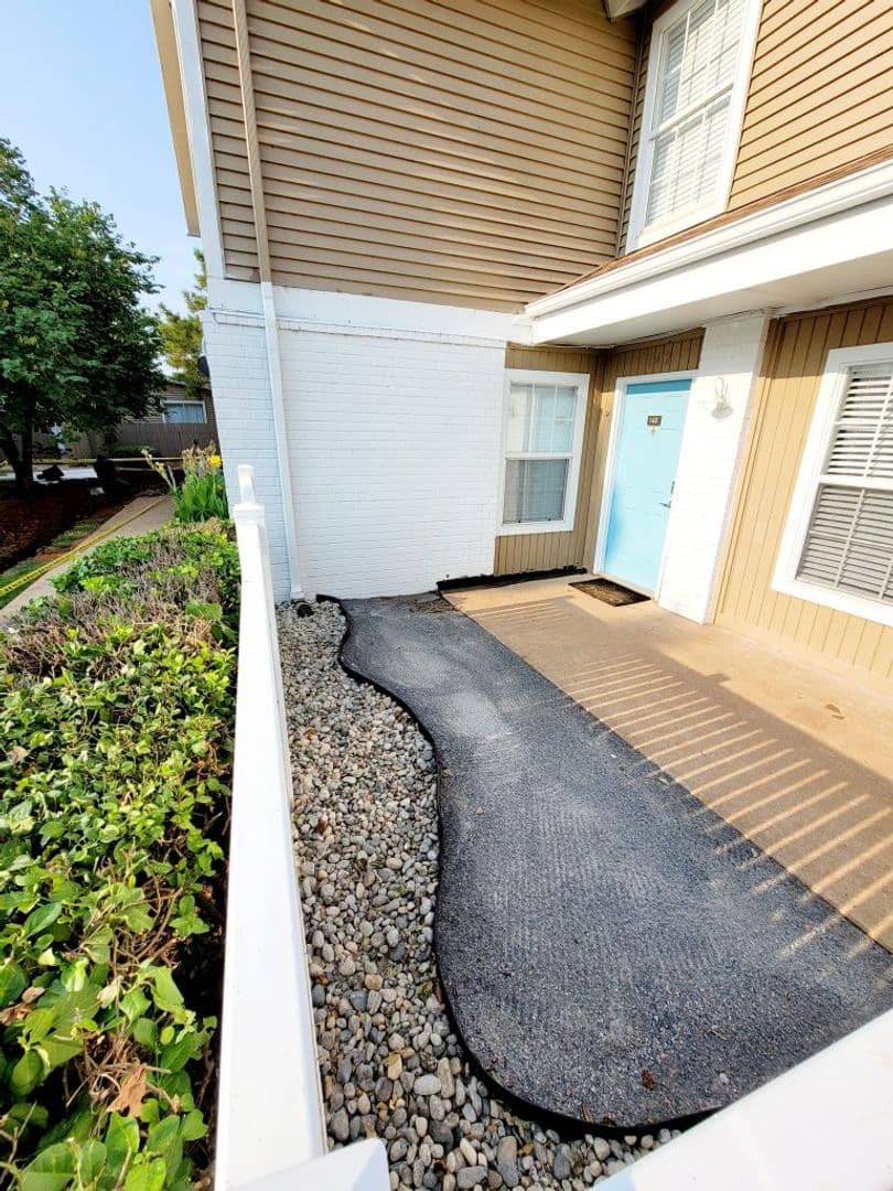 Oklahoma City Apartment: 11141 Springhollow Rd.