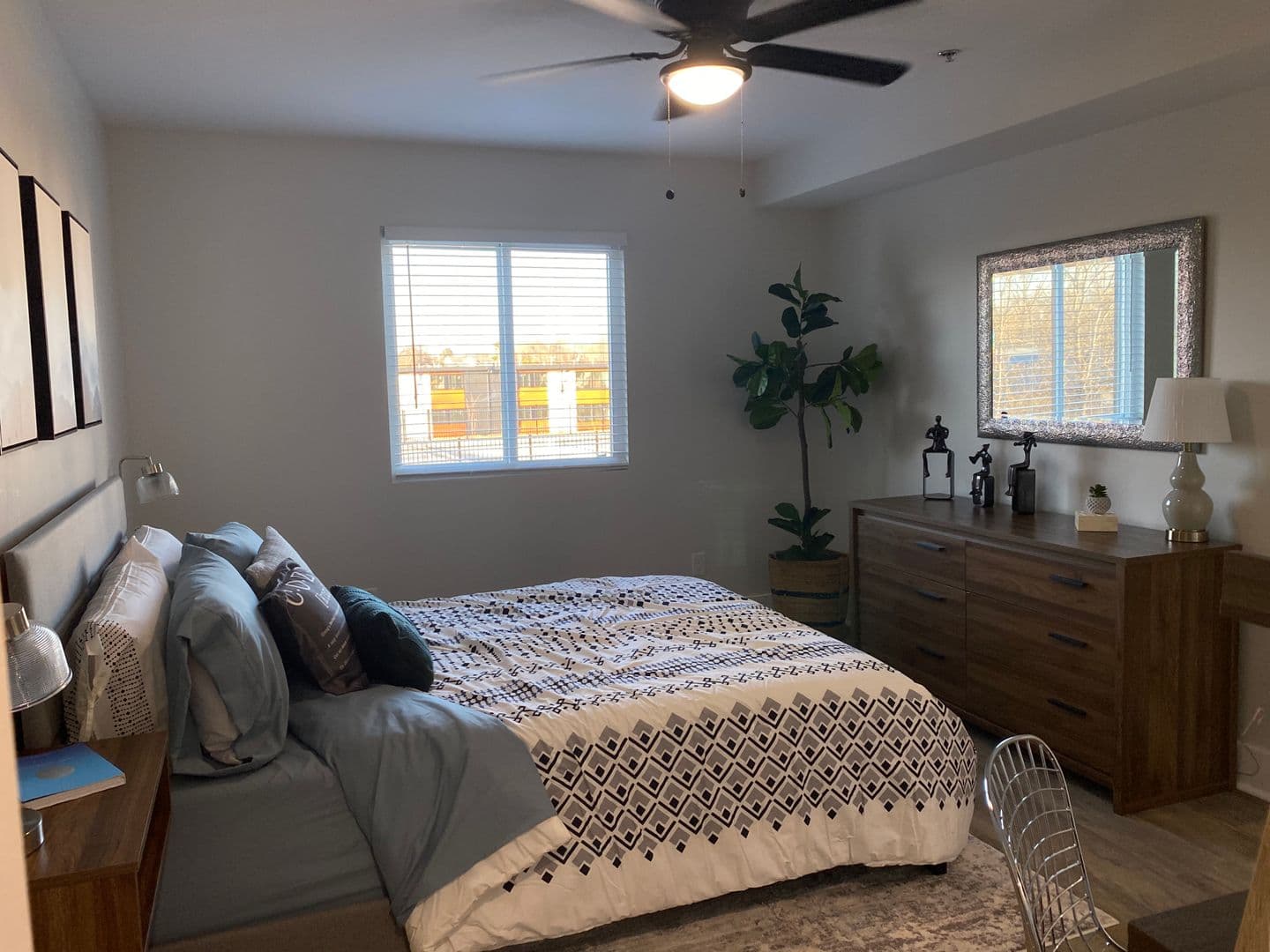 Clarksville Apartment: 120 Malibu Dr