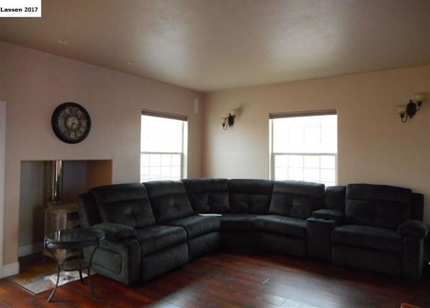 Litchfield House: 721-605 Center Rd.