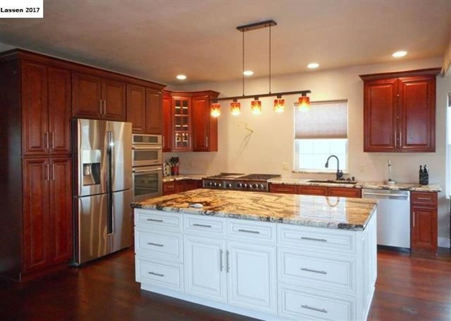 Litchfield House: 721-605 Center Rd.