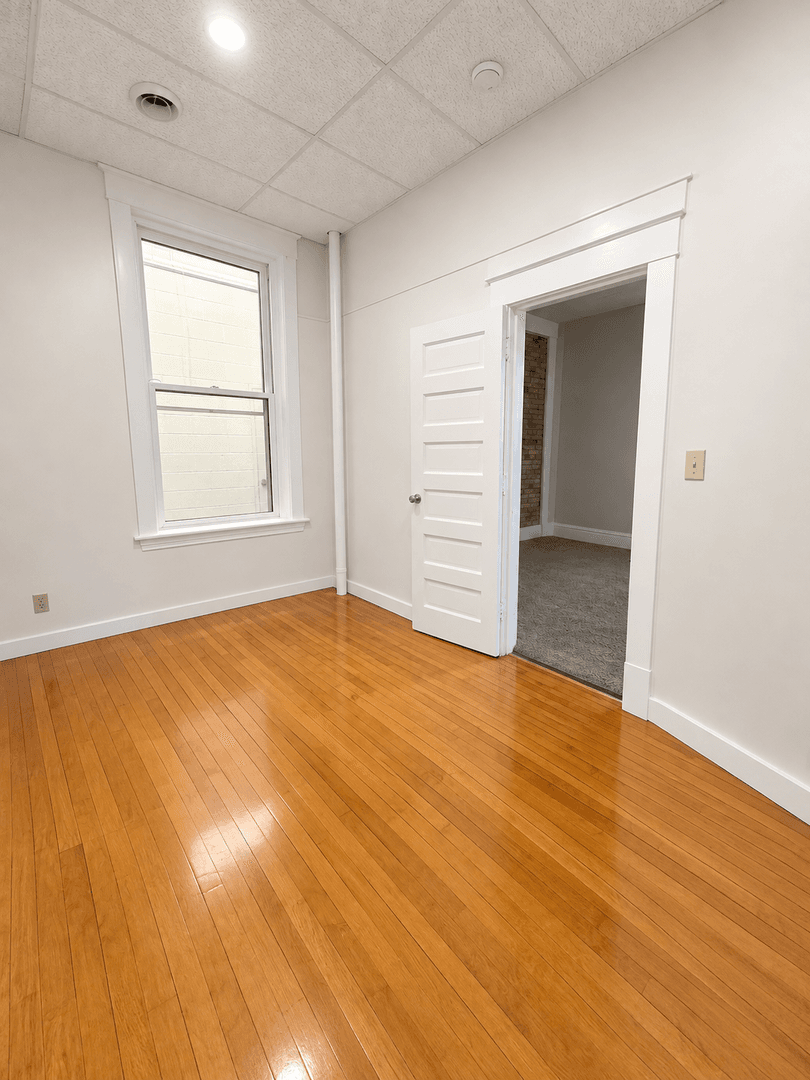 East Grand Forks Apartment: 304 DeMers Ave