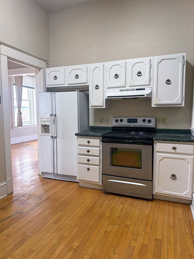 East Grand Forks Apartment: 304 DeMers Ave