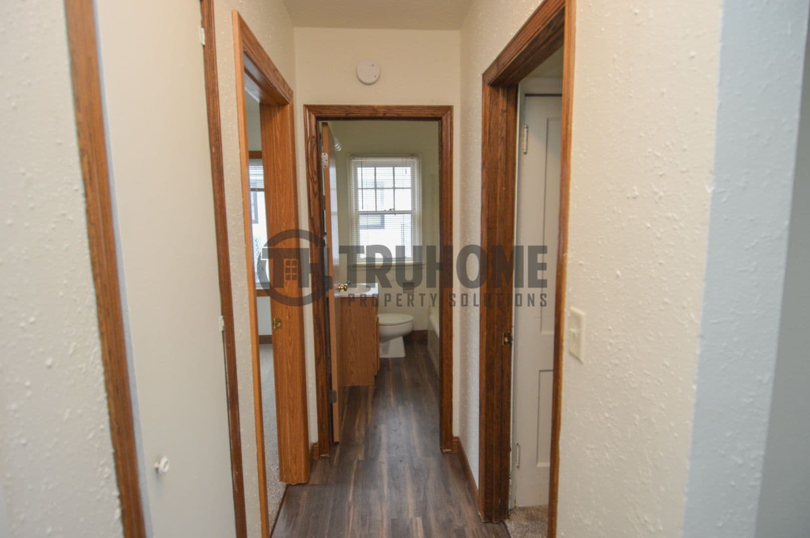 Grand Forks House: 2305 University Ave