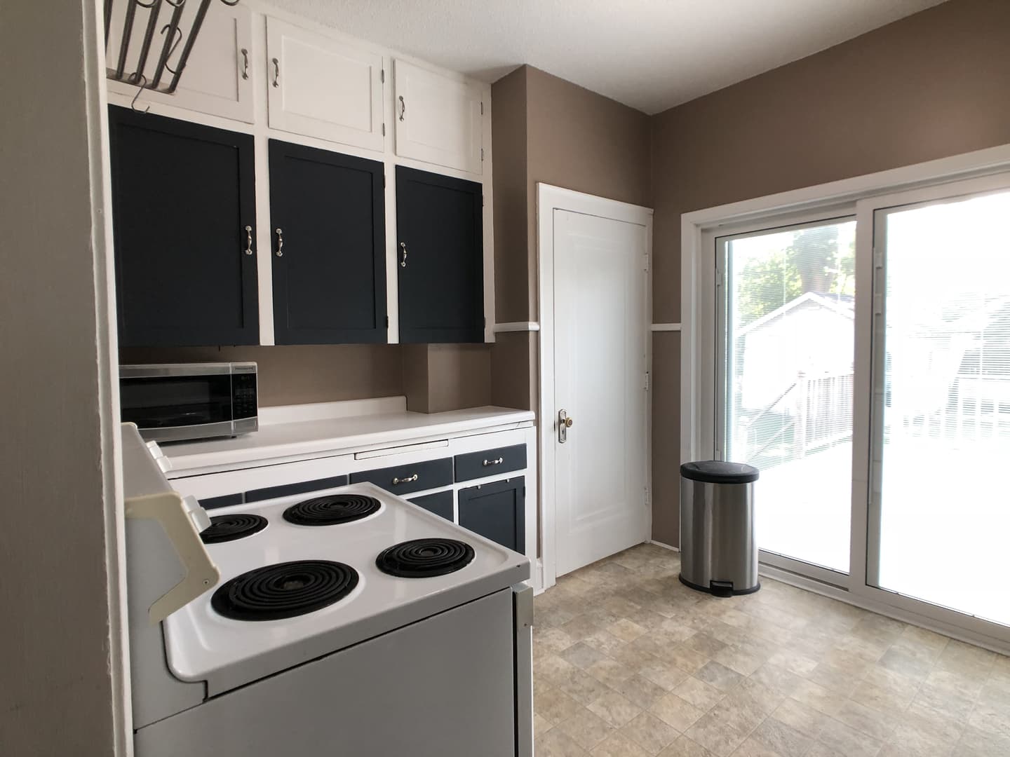 Grand Forks House: 1209 Belmont Rd.