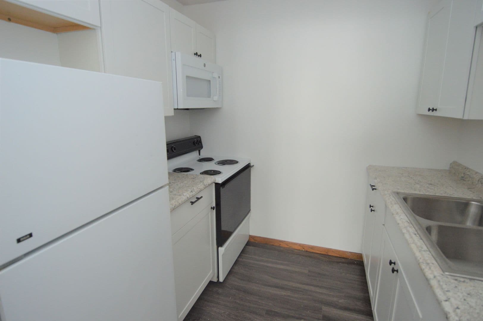 Grand Forks Apartment: 612 N 5th St.