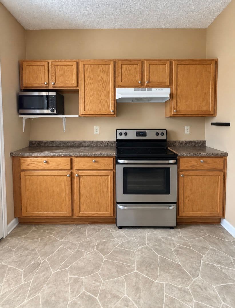 Grand Forks Apartment: 601 Walnut Street/417 6th Ave S