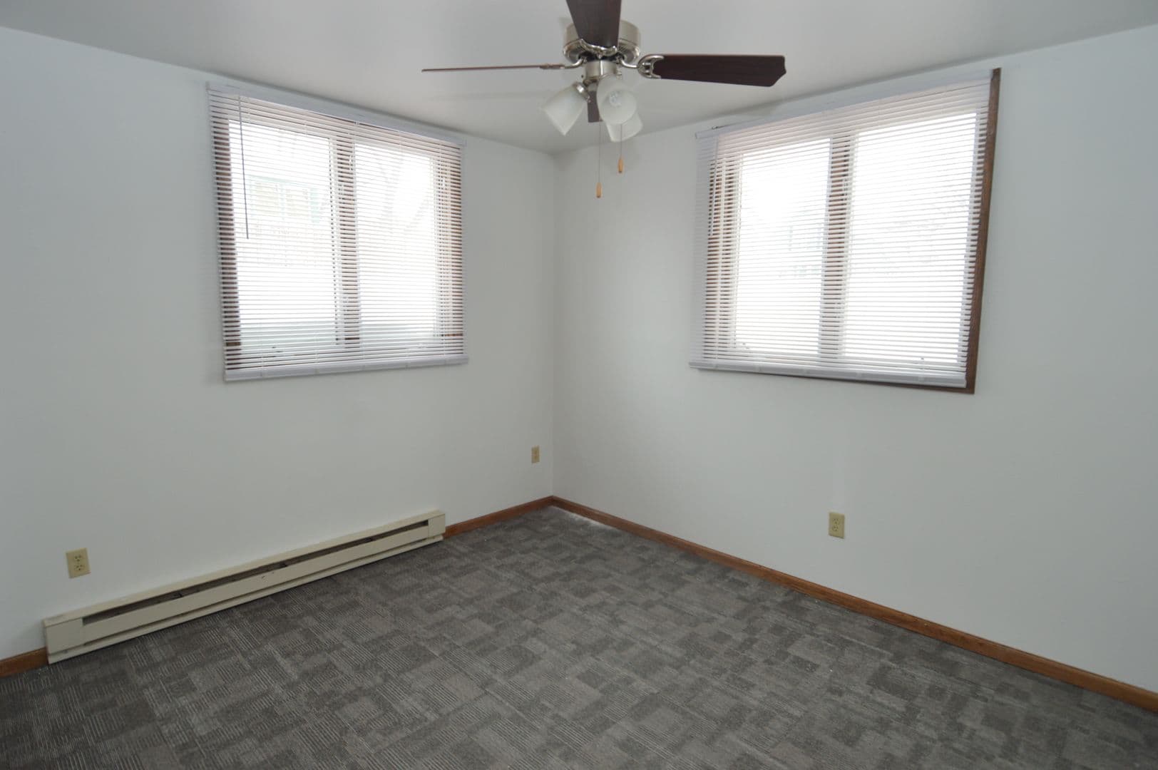 Grand Forks Apartment: 612 N 5th St.