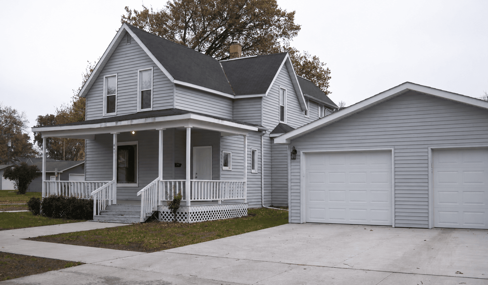 Grand Forks Apartment: 601 Walnut Street/417 6th Ave S