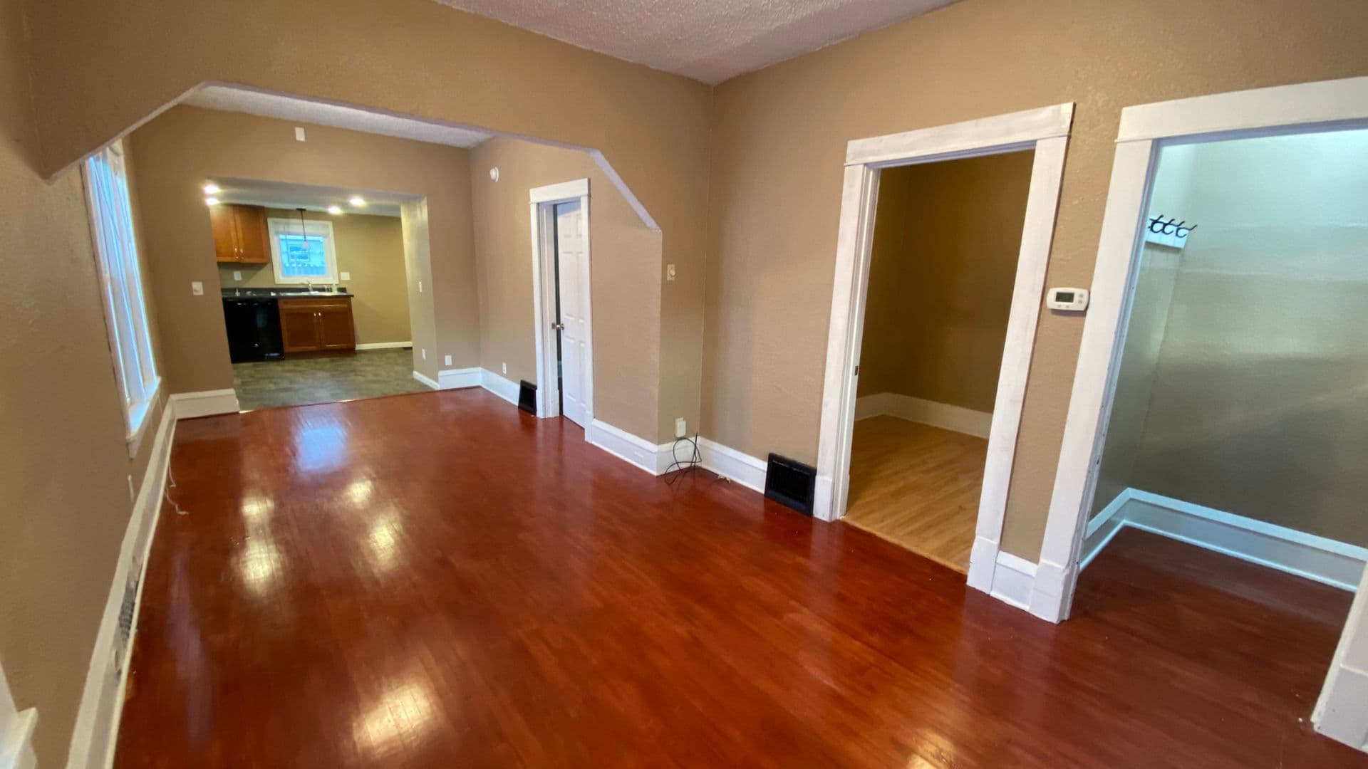 Grand Forks House: 1204 Cottonwood St.