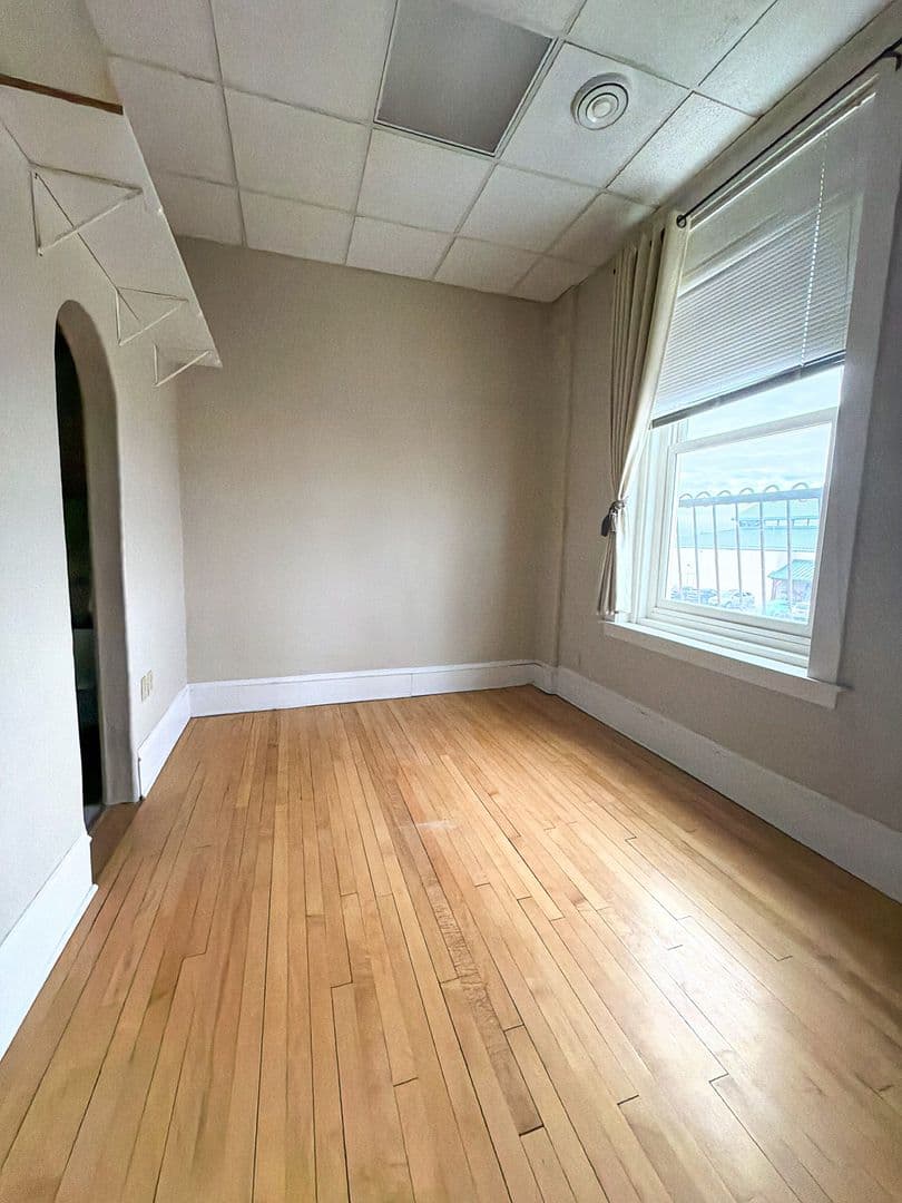 East Grand Forks Apartment: 304 DeMers Ave