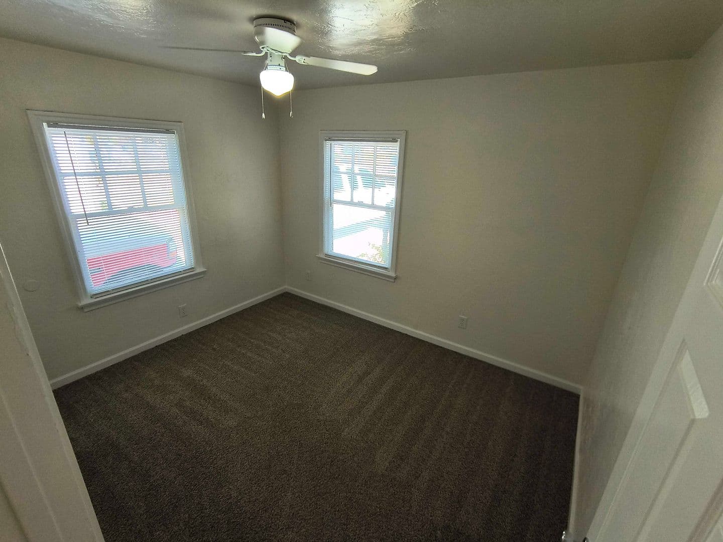 Bakersfield House: 223 Wilson Avenue