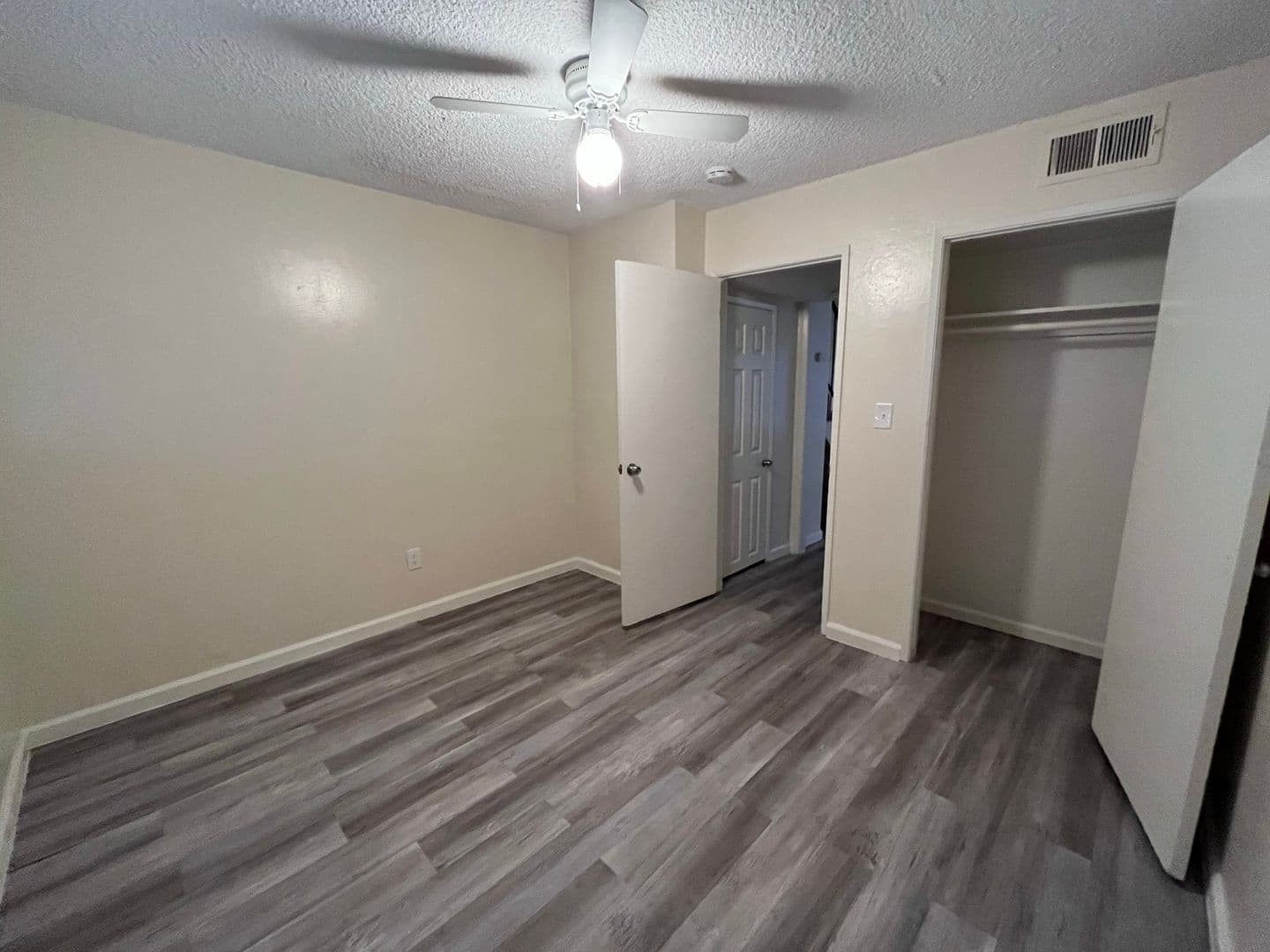 Bakersfield Apartment: 1015-1019  L Street