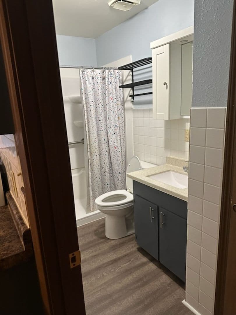 Owensville Apartment: 601A. 601B, 601C, 601D E Jefferson Avenue