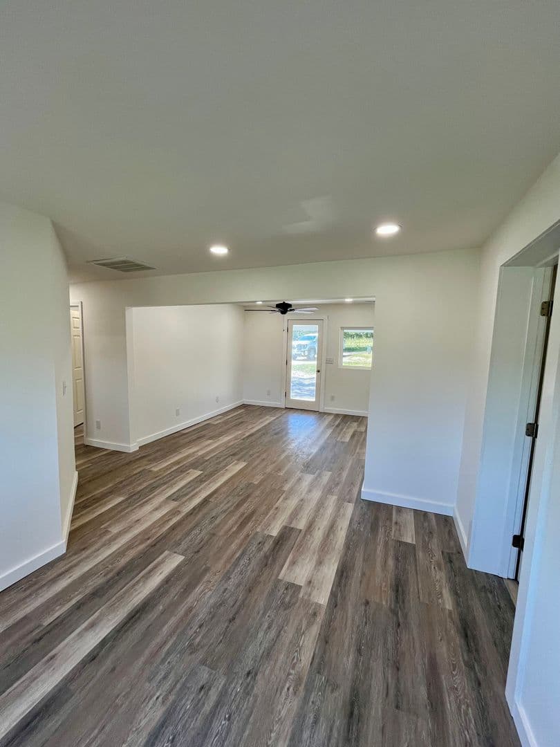 Sullivan House: 82 Koppelmann Lane