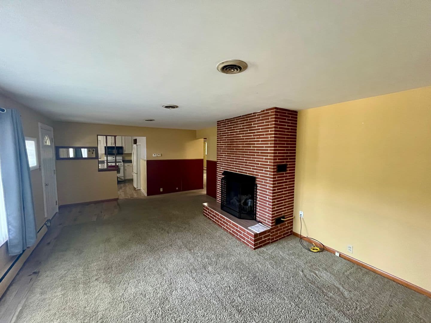 Sullivan Apartment: 1091, 1095 Oregon Street