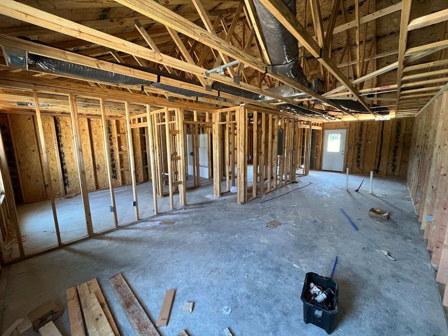 Sullivan Apartment: 211 North and South Road